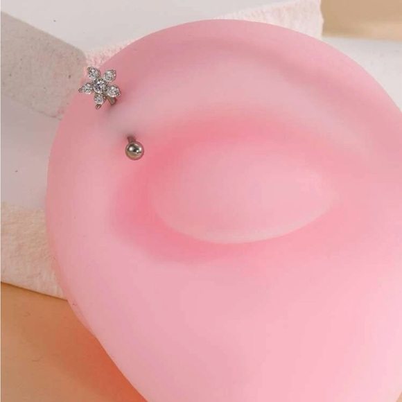 16g 1 Piece 316 Surgical Stainless Steel EYEBROW ring Flower Design NWT - Picture 3 of 6